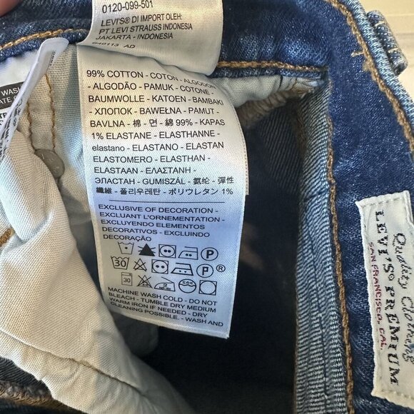 NWT Levi's 501 Original Cropped Raw Hem High Rise Straight Leg Jeans - Size 24 - Picture 4 of 10